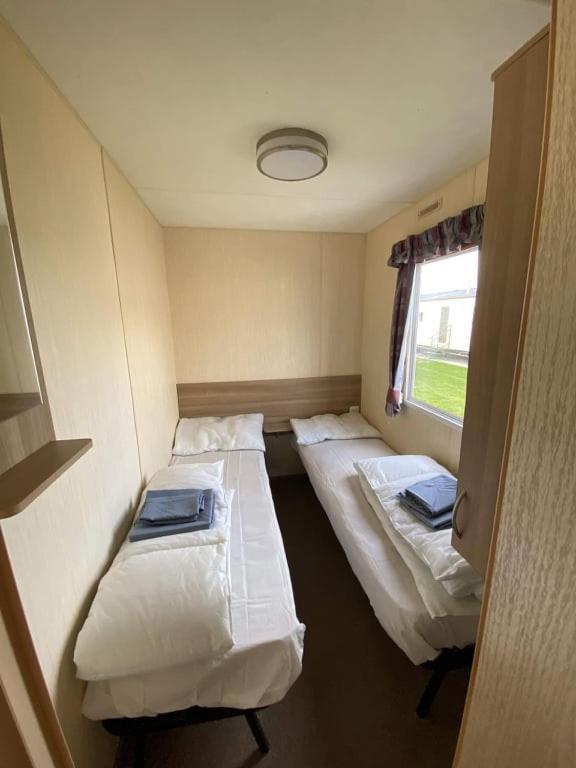 8 Berth Caravan Pg30 Chapel Saint Leonards Exterior foto