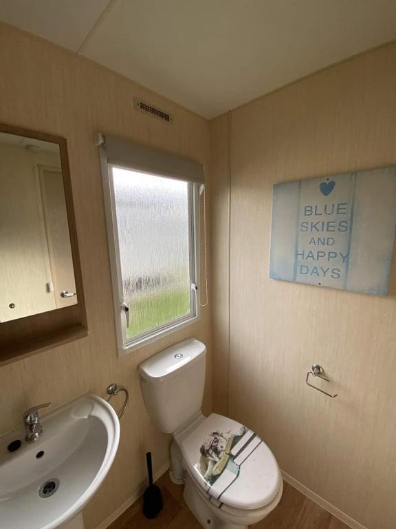 8 Berth Caravan Pg30 Chapel Saint Leonards Exterior foto