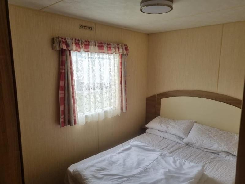 8 Berth Caravan Pg30 Chapel Saint Leonards Exterior foto